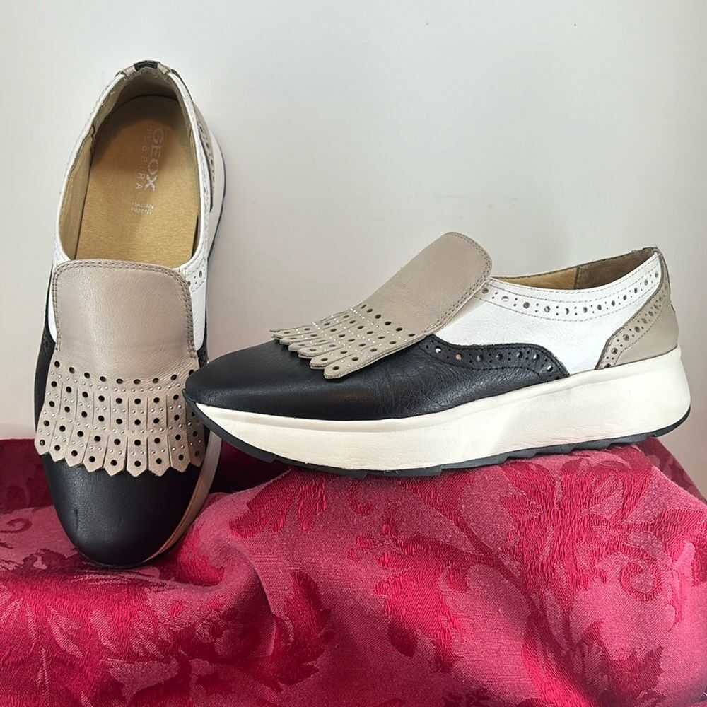 GROX Respira Slip on Loafers D8 25TB Black White Beige‎ with Fringe W Size 7